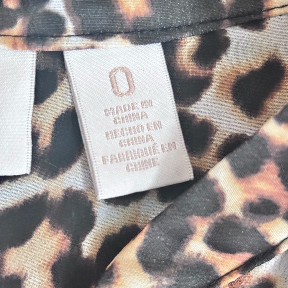 Chico's Asymmetrical Leopard Tunic Top Brown and Black Size 0 (Small) - Picture 3 of 10